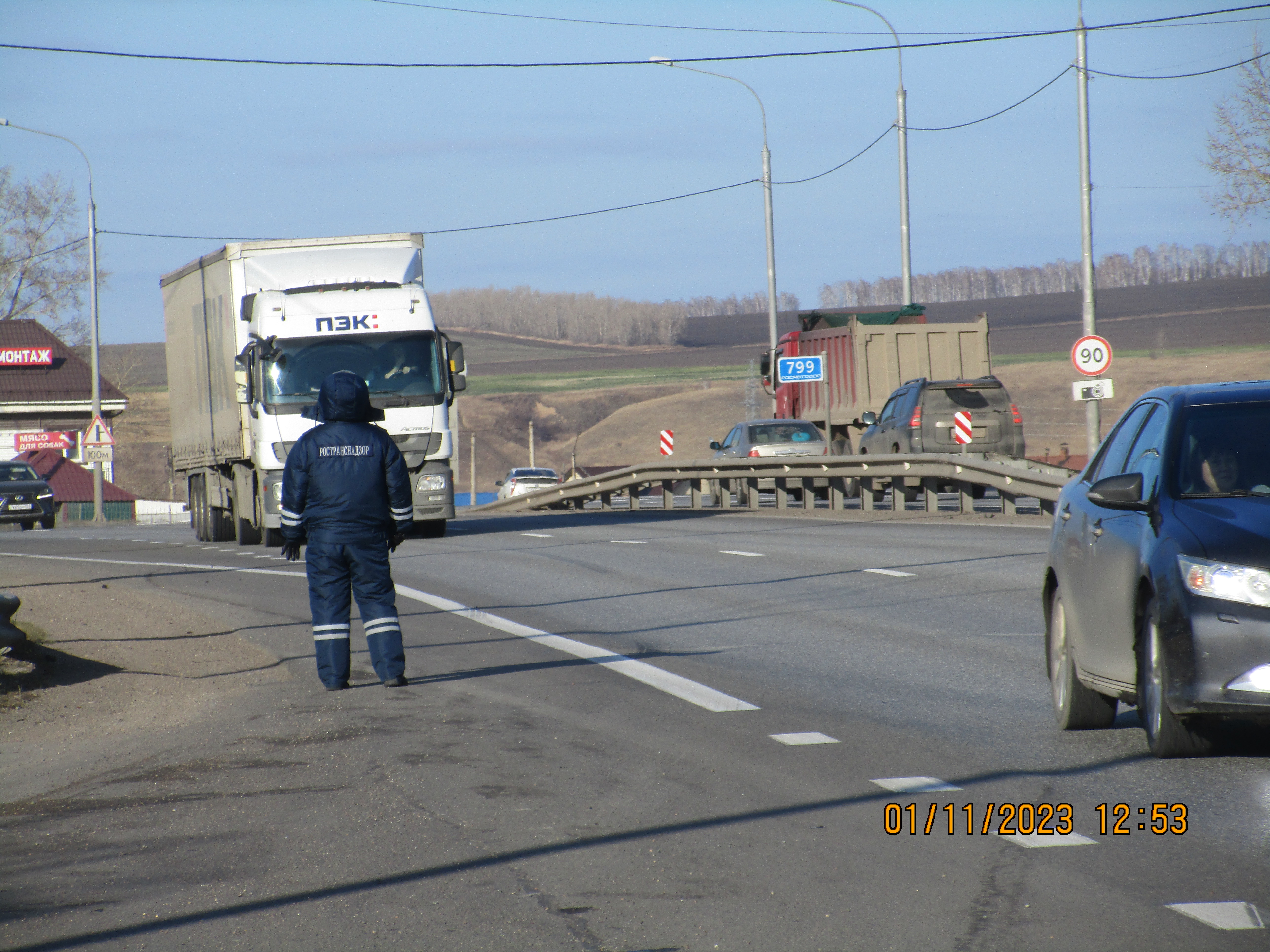 На 800 км автодороги Р-255 «Сибирь» проведены  рейдовые мероприятия